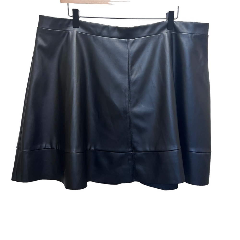 Addition Elle Black Faux Leather Circle Mini Skirt Size 16 Rockabilly Goth Emo